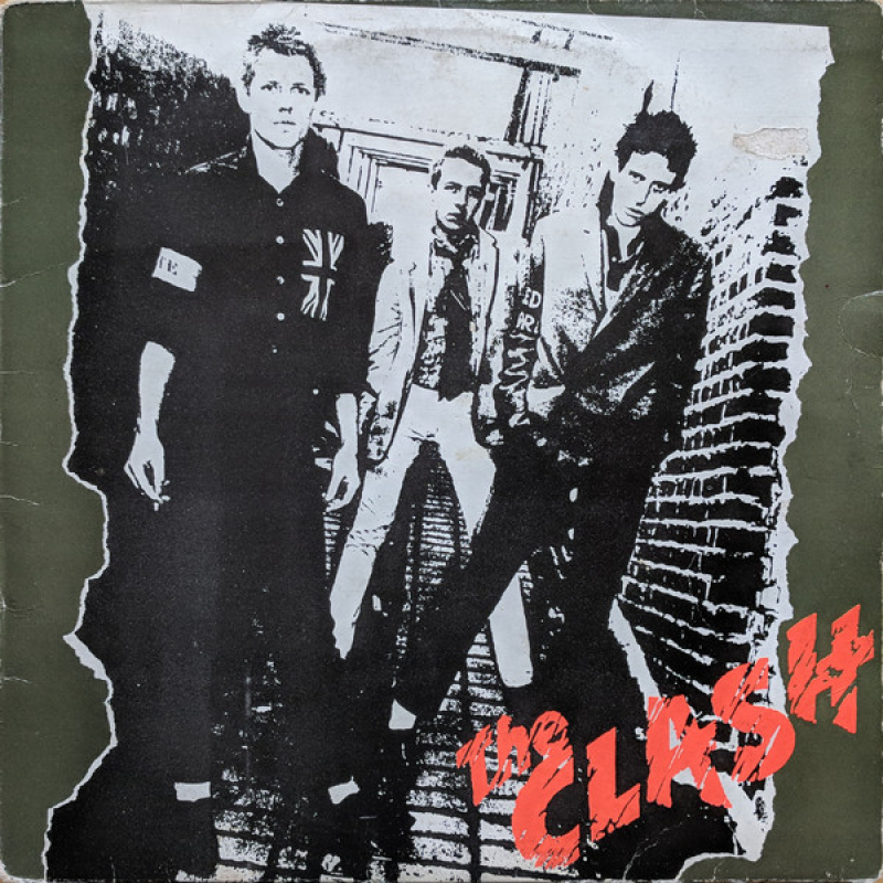  The Clash ‎– The Clash ( CBS ‎– CBS 82000 ) (Zeer goede staat, hoes VG (kleine scheur) en vinyl VG+)