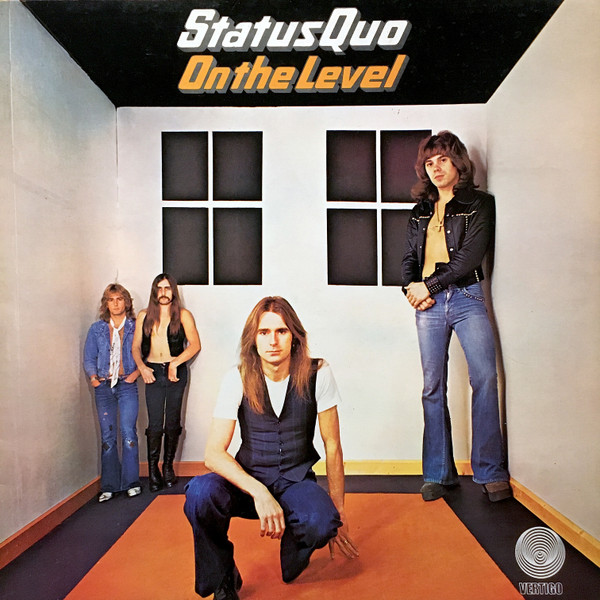  Status Quo ‎– On The Level  (Goede staat, hoes Good+ en vinyl VG OIS) Vertigo ‎– 6360 117 